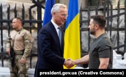 NATO va avea din toamnă un nou lider. Mark Rutte îl va înlocui pe Jens Stoltenberg, astfel că va trebui să gestioneze în viitor relația NATO-Ucraina.