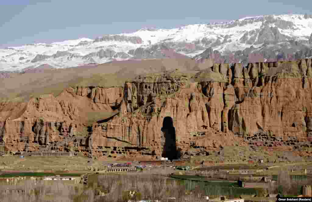 The Bamiyan Valley, situated in the middle of the Hindu Kush mountains, is one of Afghanistan's two UNESCO World Heritage sites. Archaeological finds consist of Buddhist artwork created between the first and 13th centuries.