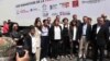 Ֆրանսիական պատվիրակությունը Արցախին ուղղված հումանիտար օգնության ավտոշարասյան մոտ, 30-ը օգոստոսի, 2023թ.