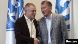 Президент «Динамо» Ігор Суркіс (ліворуч) стверджує, що справжню команду Блохіна уболівальники побчать лише тепер