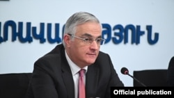 Մհեր Գրիգորյան, արխիվ