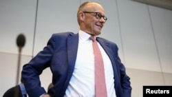 Următorul cancelar al Germaniei, Friedrich Merz, înainte de o ședință a alianței sale conservatoare CSU/CDU la Berlin, pe 5 mai 2025