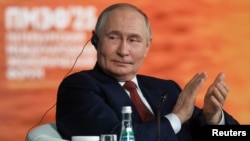 Владимир Путин на ПМЭФ