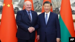 Președintele chinez Xi Jinping și cel al Belarus, Alexsandr Lukashenka, în 2023
