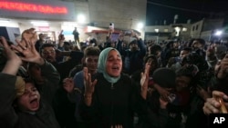 یو شمېر فلسطینیان د اوربند پر هوکړې خوشالي کوي 