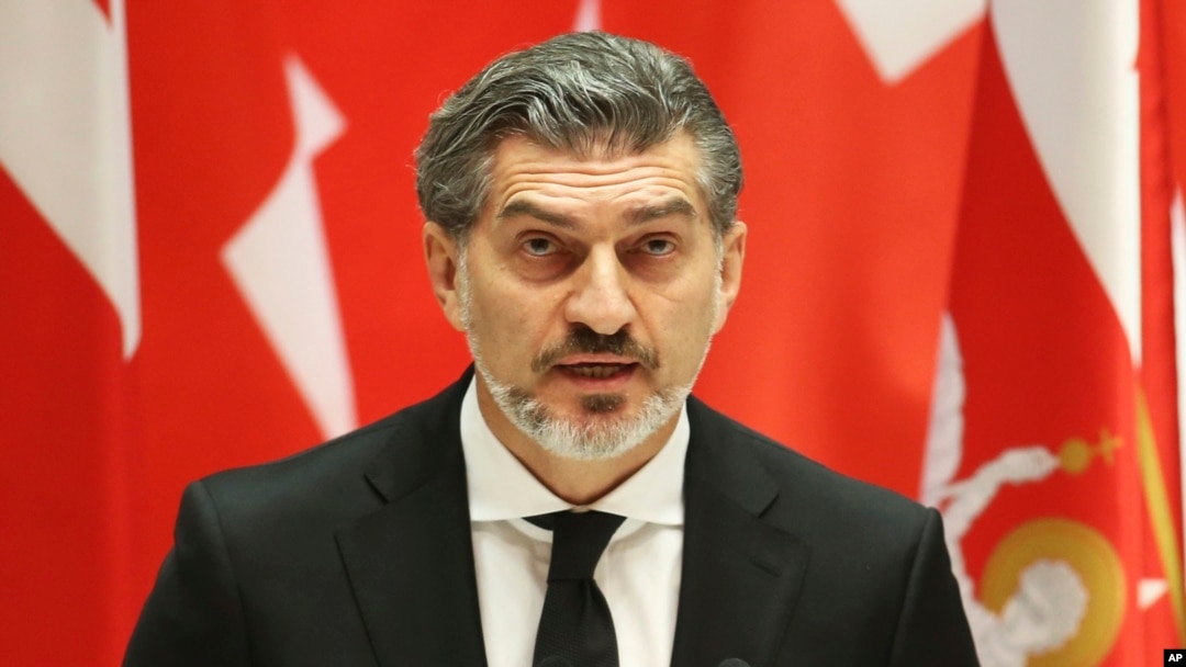 მიხეილ ყაველაშვილმა 29 დეკემბერსავე მოაწერა ხელი კანონებს.