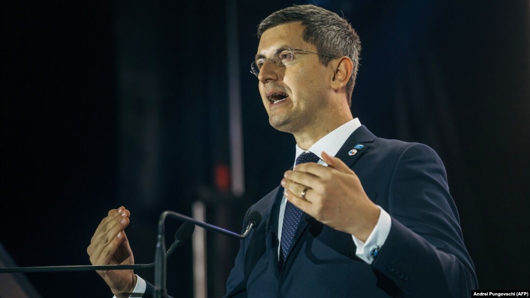 Dan Barna, candidatul USR-PLUS la prezidențialele 2019