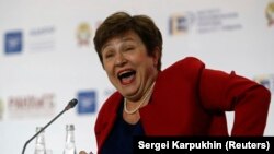 Кристалина Георгиева в момента е главен изпълнителен директор на Световната банка
