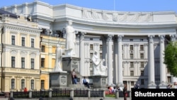 Министерство иностранных дел Украины выразило протест против привлечения жителей ОРДЛО к выборам в России