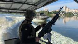 Патрульні катери на Дніпрі стали своєрідними мобільними вогневими групами, які збивають російські ударні БПЛА