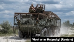 БМП Stryker 81-й аэромобильной бригады на фронте в июне 2025 года