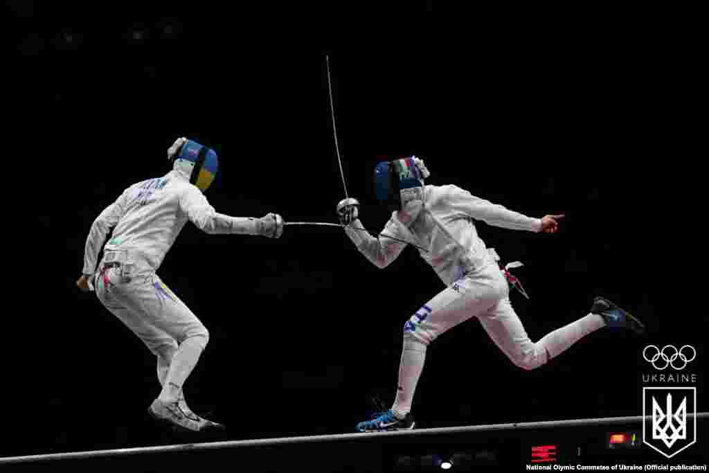 Друга «бронза» України на Олімпійський іграх 2020 у Токіо. Український шпажист Ігор Рейзлін переміг у поєдинку за третє місце італійця Андреа Сантареллі (15:12), 24 липня. БІЛЬШЕ ПРО УКРАЇНСЬКУ ОЛІМПІЙСЬКУ ЗБІРНУ ТУТ