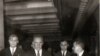 Nicolae Ceauşescu îl primește pe Alexei Kosâghin, preşedinte al Consiliului de Miniştri al U.R.S.S., cu prilejul semnării Tratatului de prietenie dintre România şi U.R.S.S. (7 iulie 1970) Fototeca online a comunismului românesc, cota 70/1970