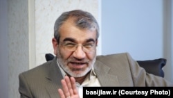عباسعلی کدخدایی