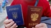 Жителів окупованих територій України позбавляють основних прав через відсутність російського паспорта, зауважують фахівці