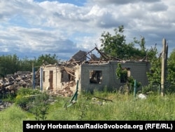 Будинок, знищений внаслідок обстрілів російських військ