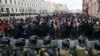 Російська влада «полює» на журналістів у той час, як тривають протести