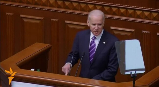 Бајден со подршка за територијалниот интегритет на Украина